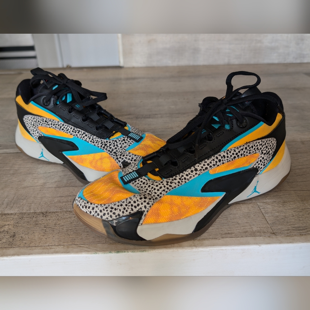 Jordan Luka 2 The Pitch Basketball Shoes - Picture 1 of 9